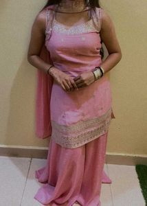 Pink Embroidered Kurta Plazzo Set💗