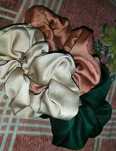 Satin Scrunchie Set