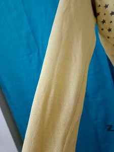 A Yellow Full Sleeved Winter Wear Sweatshirt