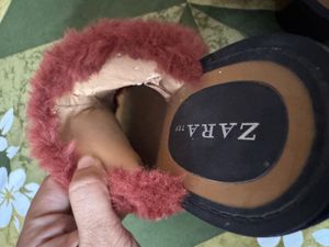 New Zara Fur Heel ( Check Flaw)