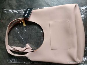 IMARS Essential Shoulder Bag