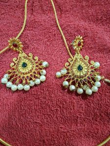 Gold-Tone Necklace &amp; Earring Set