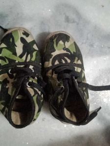 Camo Print Canvas Sneakers