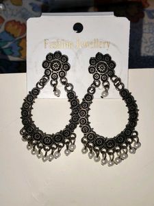 Jhumkas
