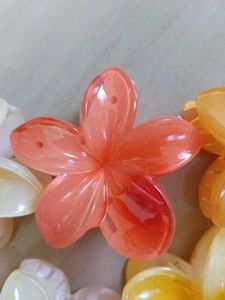Flower Hair Claw Clips