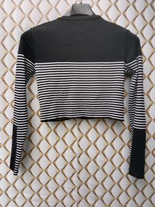 New With Tag Zara Crop Knitted Stripped Top