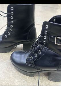 Black Platform Heel Boots