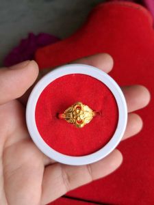 Elegant Gold Floral Ring 22crt