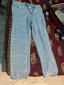 Light Wash Jeans