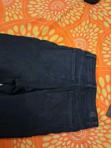 Black Jeans From Pantaloons