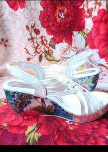 So Beautiful Sandal