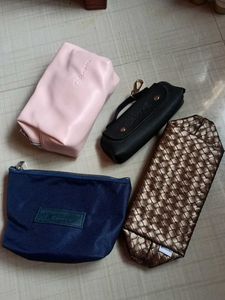 4 Makeup Storage Bags 🛍️