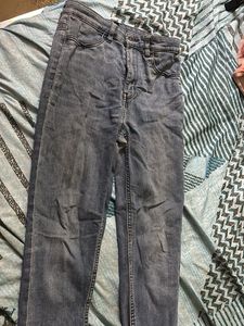 H&amp;M Women’s Skinny Fit Jeans – Light Blue, Size EU