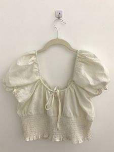 H & M Cream Puff Sleeve Crop Top