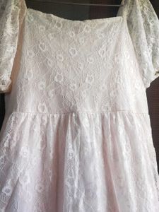 Lace Dress with lining
