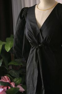 Chic Black Mini Dress