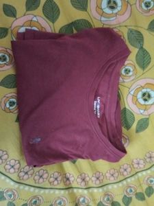 Maroon Casual T-Shirt and black jeans