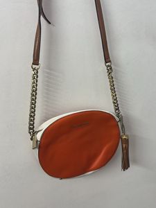 Michale Kors Sling Bag