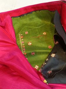 Pink Embroidered Saree🌸