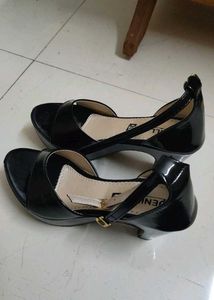 🍒🍒Free delivery footware🍒🍒
