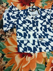 Stylish Blue &amp; White Print Top