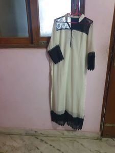 Elegent White Georgette Kurta With Black Lace
