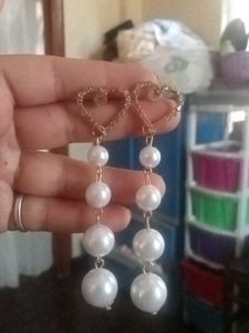 Heart pearl drop earrings