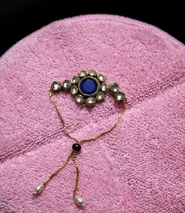 Beautiful Kundan Bracelet With Adjustable Chain.   Meenakari On Back Side Of Kundan    Unused Piece