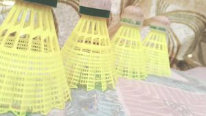 Set Of 4 Badminton Nylon Shuttlecock 🏸