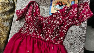 Ethnic Gowns For Women With Padded