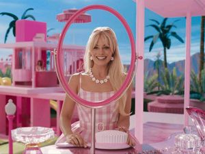 Cute Barbie Movie Margot Robbie Doll - New