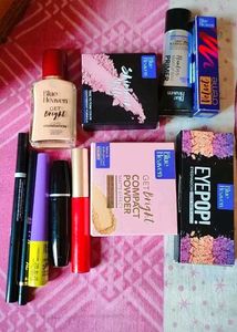 Blue Heaven Makeup Set