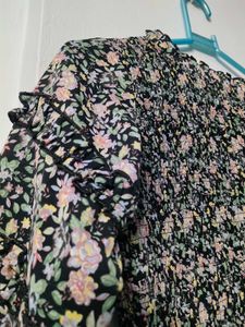 Floral Print Long Sleeve Top