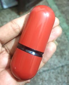 Lipistick With Included Gifts