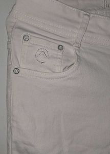 White Kandi Jeans - Size 28