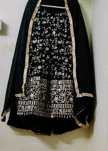 PRICE Too Less🥳Green Sharara Kurta Set With Dup