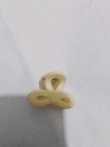 4 Mini Hair Clips