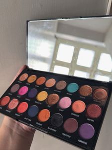 Revolution Eyeshadow Palette