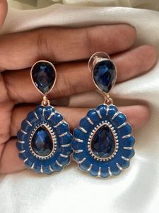 4 Pair Of Earings 🦋