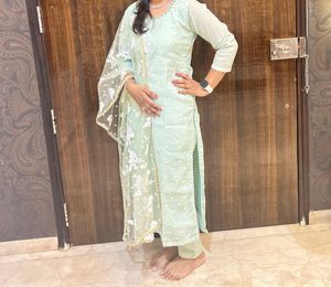 Pista  Green Floral Embroidered Kurti Set
