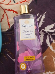 Dot &amp; Key and Yardley Shower Gels