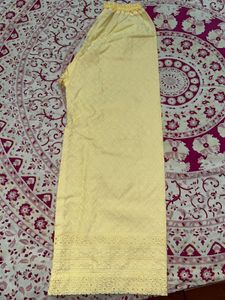 Elegant Yellow Leggings