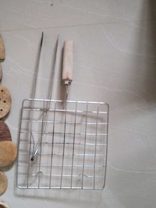 Woodens Spoons With Roti Turner And Cutter