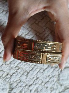 Gold-toned Bangle Set