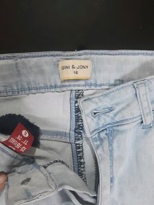 Kids 3 Quarter Jeans