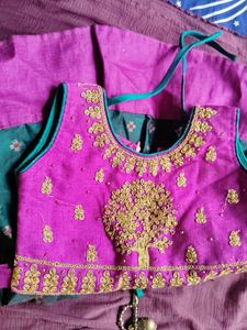 Girls&#39; Traditional Indian Dress