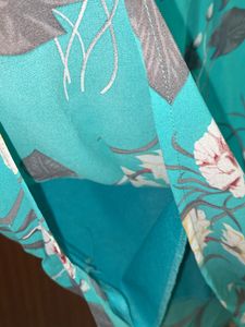 Sea Green Top Floral Flowers Size Xl