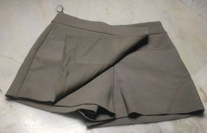 Zara Khaki Skort