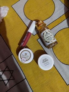 Just Herbs Makeup Kit