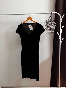 New Black V Neck Bodycon Dress